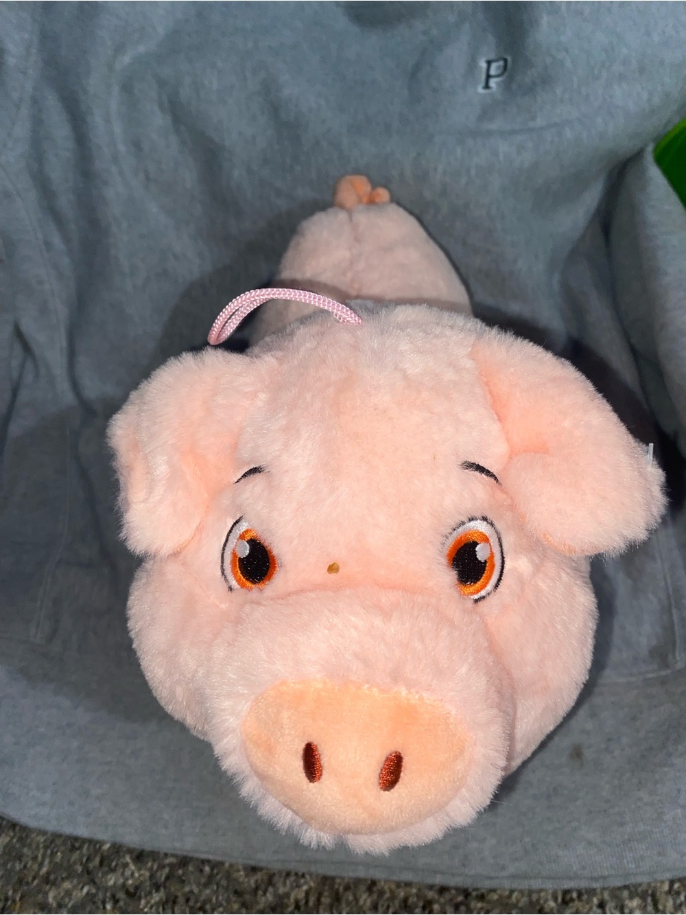Pink plush pig stuff toy